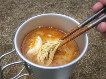 鍋割山（櫟山・栗ノ木洞経由）
