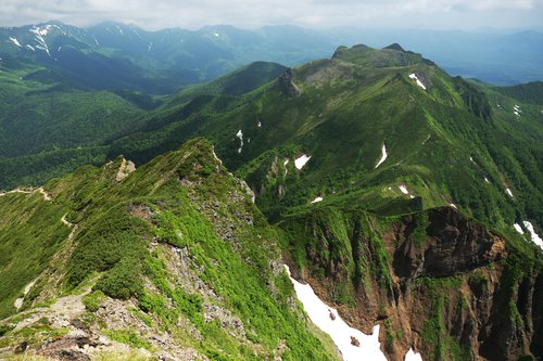 隙間を狙い憧れの山へ