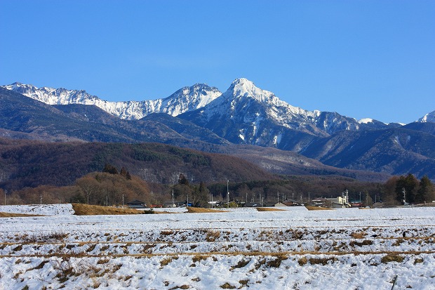 八子ヶ峰でスノーハイク