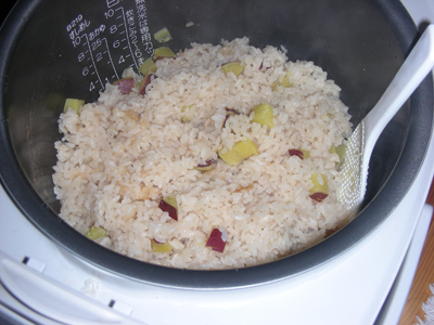 美味しいお話　黄芋御飯