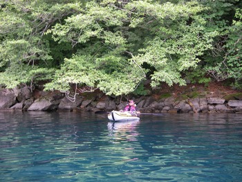 中禅寺湖　菖蒲ヶ浜キャンプ場　１