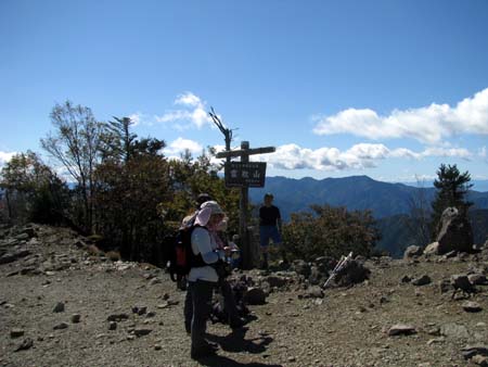 天祖山、長沢山、雲取山(単独日帰り)　10/10/11