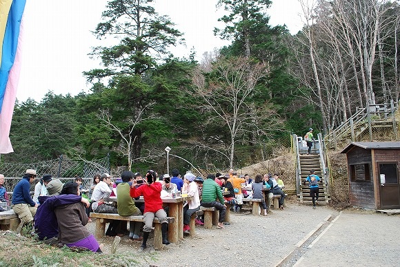 三峰神社～雲取山～鴨沢