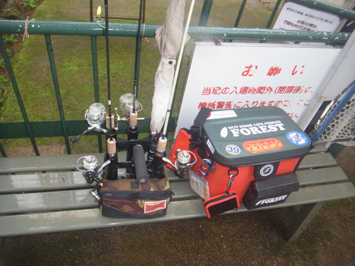「醒ヶ井養鱒場」またもや雨、でも！   その1