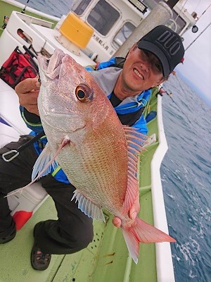 なんとか、レッド捕獲