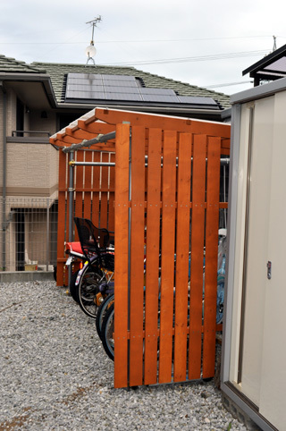 3人娘 ハリネズミ1匹 と一緒にキャンプへ行こう 自作単管自転車置き場 その後