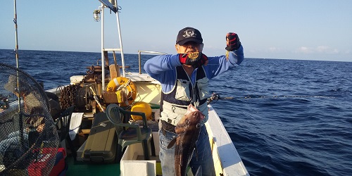 タラ釣りに行って来ました～。