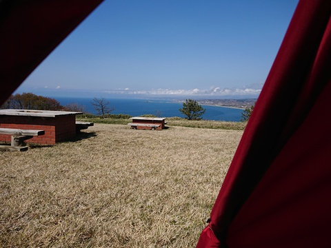 眺望は道内屈指!!  強風合間のソロキャンプ 夷王山キャンプ場