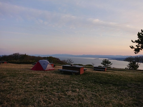 眺望は道内屈指!!  強風合間のソロキャンプ 夷王山キャンプ場