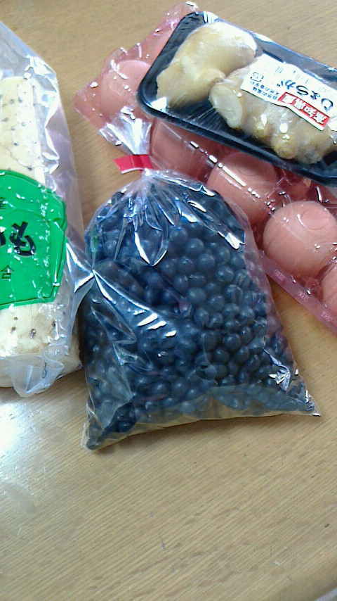 12/16 正月用の黒豆を買う