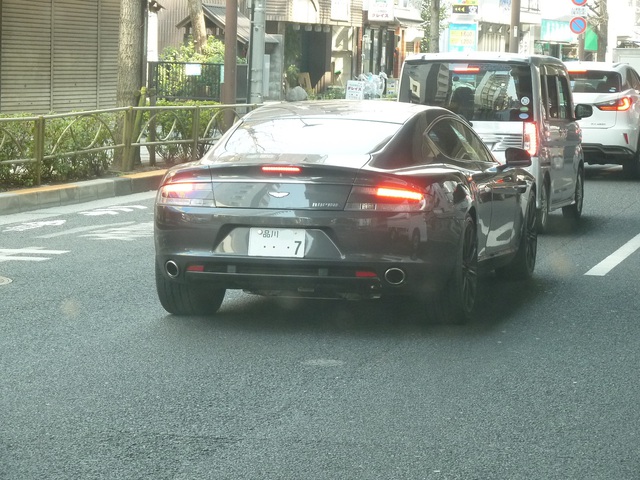 ジェームス　ボンド　007