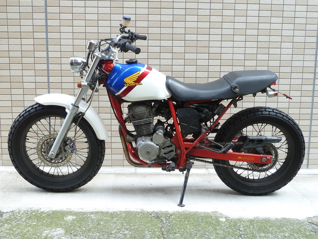 中古車　ホンダ　ＦＴＲ223　カスタム