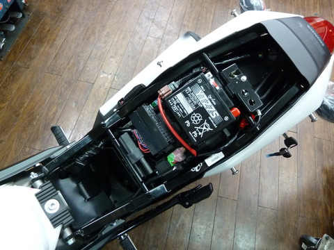 ホンダＶＴＲ250新車、納車前点検整備