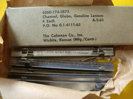 Coleman　 Mil-Spec Lantern