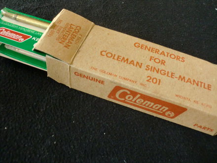 Coleman　#201　Kerosene Lantern