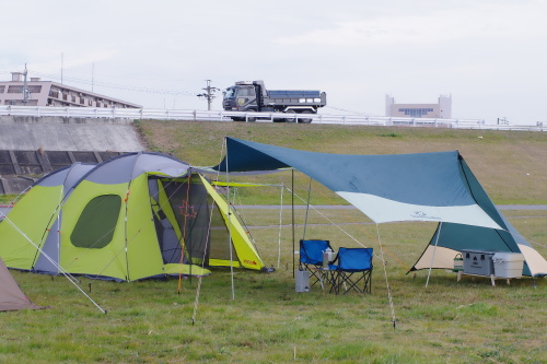 新テントためし張りディキャンプっぽいの。