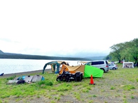 西湖自由キャンプ場。