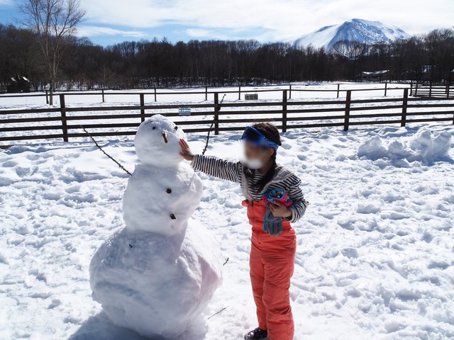 雪景色の贅沢キャビンステイ。北軽井沢スィートグラス