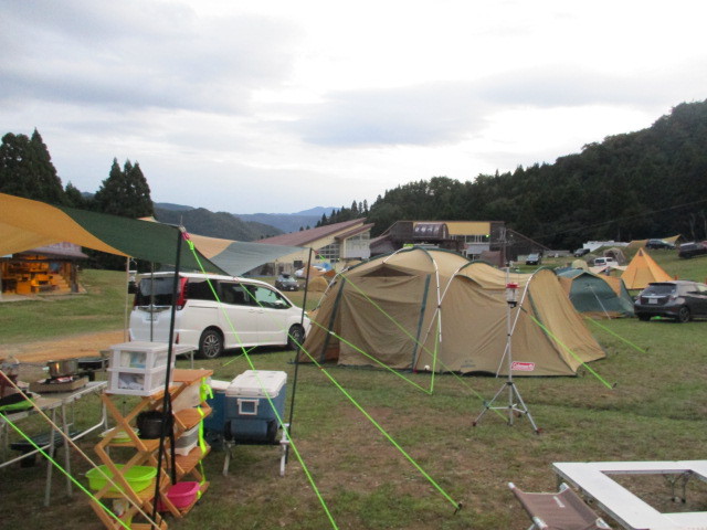 若杉高原大屋キャンプ場&スノーボードオフトレ2日目