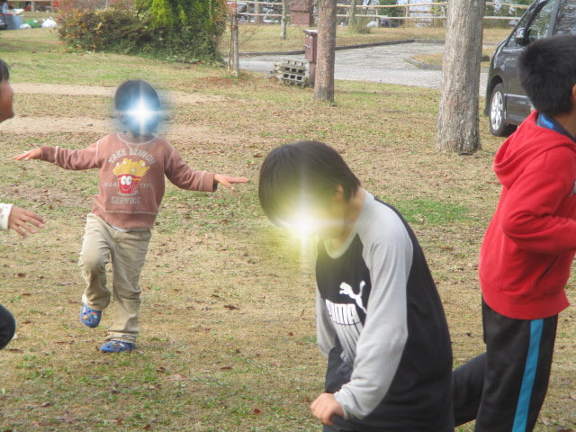 竜天キャンプ場4組で食べて飲んで...②