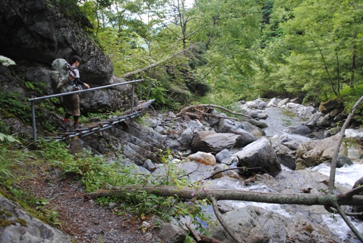 白根三山縦走③大門沢小屋～下山