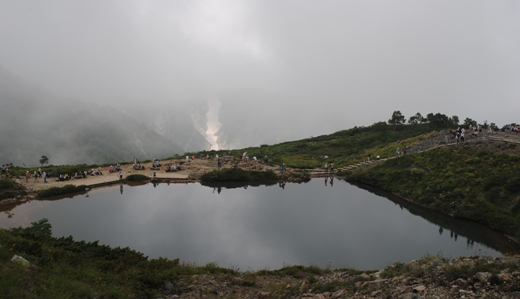 花咲く唐松岳・五竜岳①八方～唐松岳