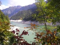 紅葉の立山①黒部湖～五色ヶ原～室堂