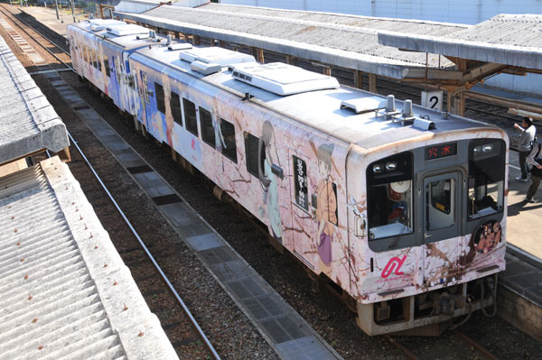 「花咲くいろは」ラッピング列車特別編成