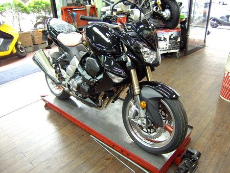ＫＡＷＡＳＡＫＩ　Ｚ１０００　新車