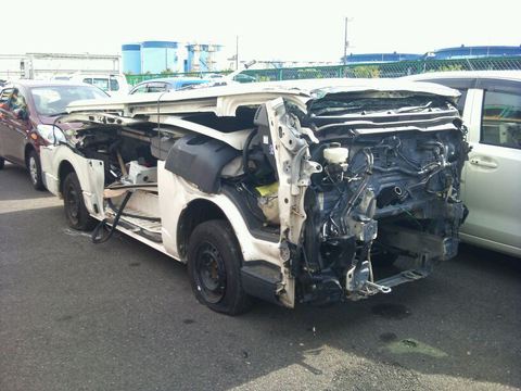 ハイエース　盗難注意　100系200系　
