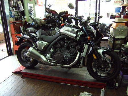ＮＥＷ、１７００、Ｖ－ＭＡＸ、北米仕様、点検