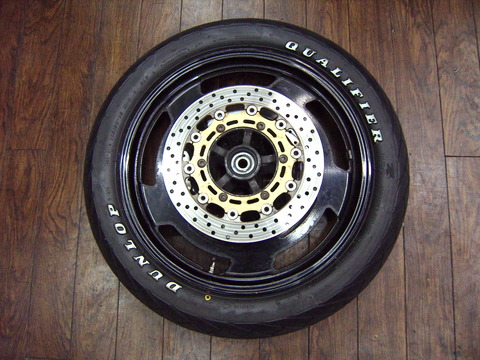 Ｖ－ＭＡＸ　ホイール　バルブ　エア漏れ