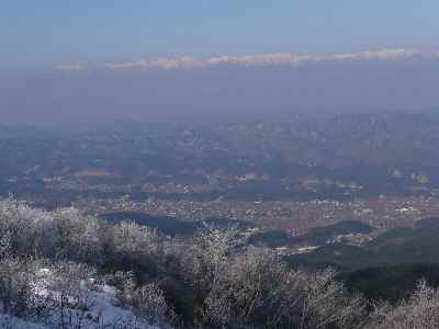 眺めの良い里山へ