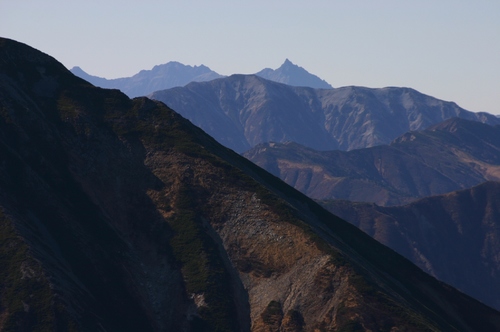 快晴の唐松岳へ