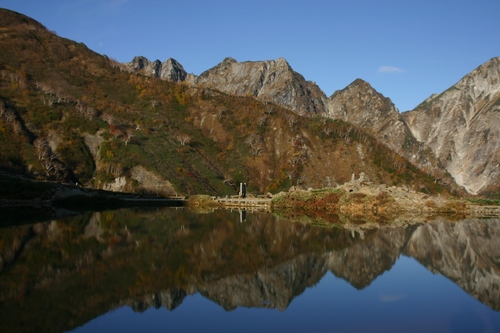 快晴の唐松岳へ