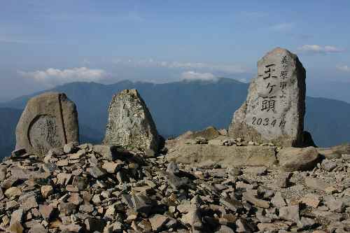 登山道を辿り美ヶ原へ