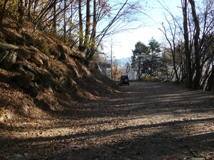 ヤツと甲斐駒を眺めに日向山～