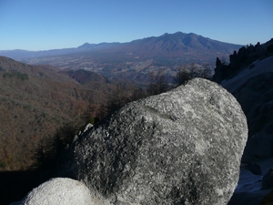 ヤツと甲斐駒を眺めに日向山～