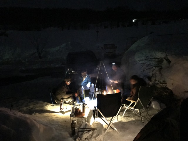 冬キャンに別れを告げにキャンパーが集う　エルム高原家族旅行村３月３１日～４月１日