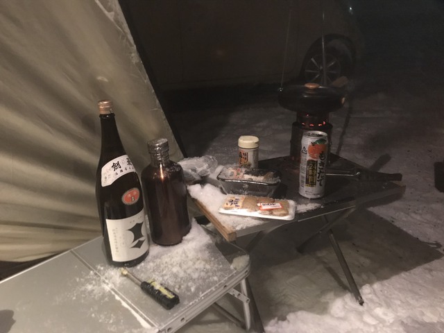 １人でできるもんっ③、女子雪中ソロキャンプ！　12月16日～17日