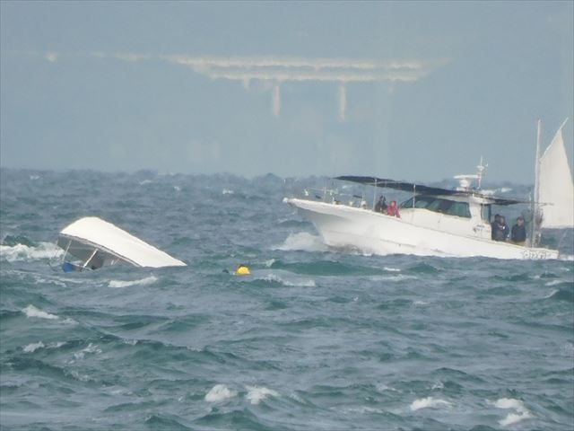 海難事故・発生！生現場、生写真、ちょっと凄いで！(^^♪