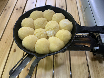 キャンプで手作りパンを食べたい！