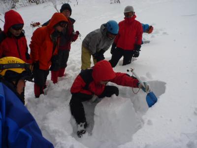 雪山技術講習会に参加してきた。