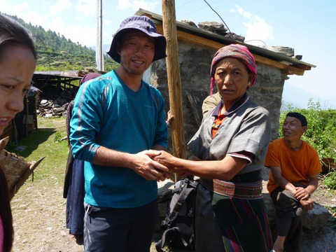 ネパール大地震　チベット難民村　調査