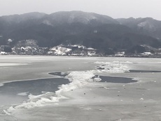 諏訪湖の御神渡りと今日の釣果