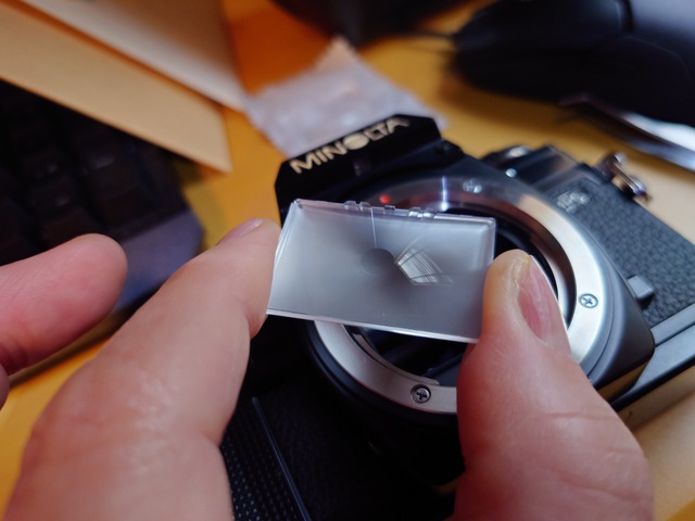 新潟発 疑似餌ライフ:MINOLTA X-700 フォーカシングスクリーン交換 新潟発 疑似餌ライフ:MINOLTA X-700 フォーカシングスクリーン交換