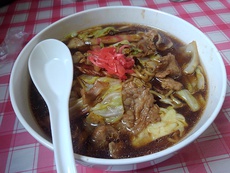 塩原でスープ入り焼きそば　