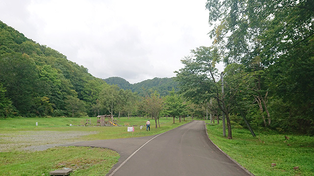 実は車の乗り入れが可能だったキャンプ場！豊浦町森林公園