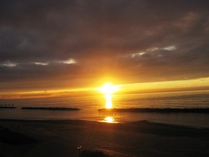 瀬波の夕陽おすそわけ