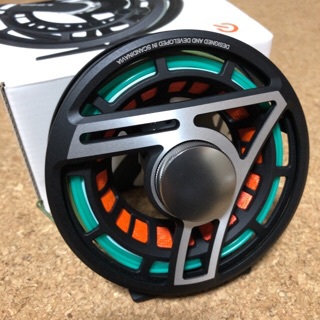 LOOP Q FLY REEL